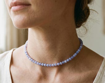 Ras de cou dentelle bleue en agate, délicat collier de perles imperméables, collier avec pierre de naissance, bijoux d'été minimalistes en acier inoxydable, empilable