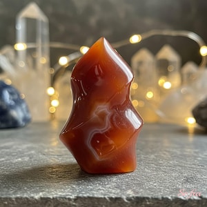 Carnelian Crystal Flame - Natural Red Agate Flame Tower - Carnelian Gemstone Collection Healing Crystal Home Decoration Mineral Specimen