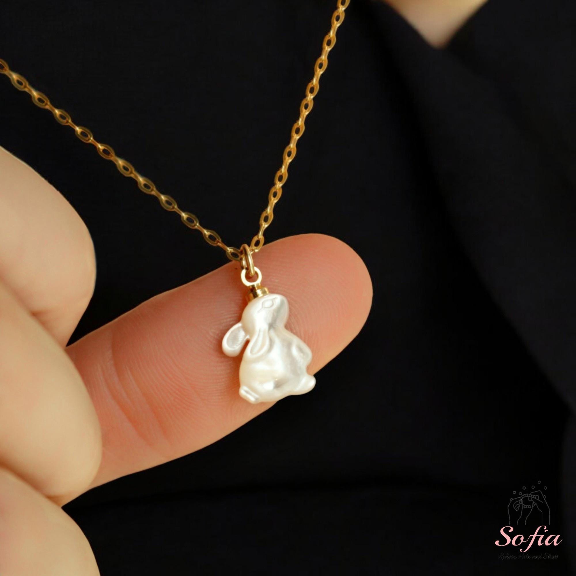 Bunny Pearl Necklace - Etsy
