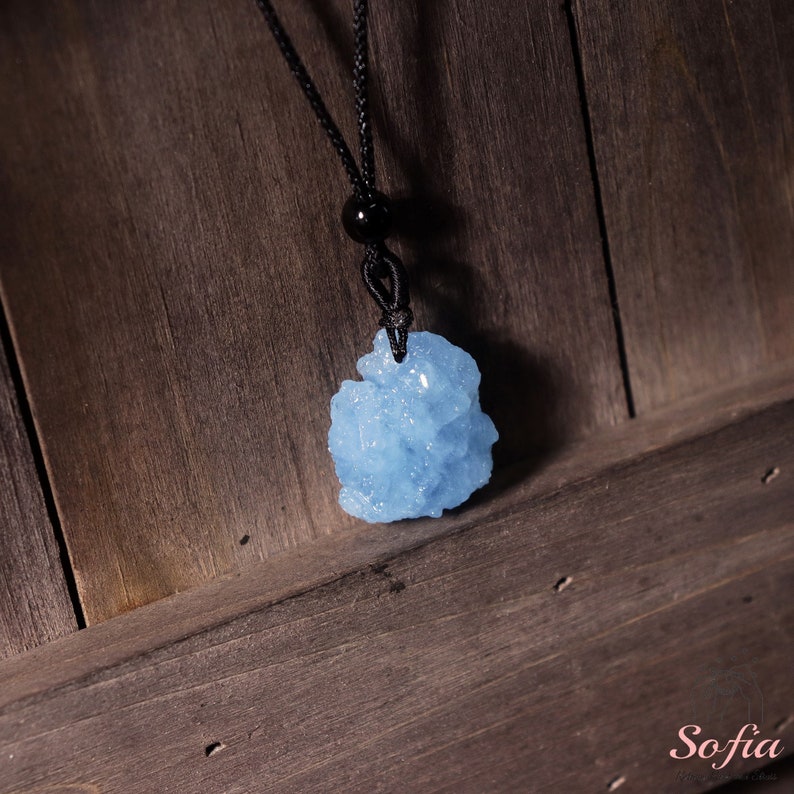 Raw Aquamarine Stone Necklace, Aqua Blue Gemstone Necklace, Blue Crystal Pendant Necklace Amulet Boho Style Valentine's Day Gift