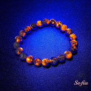 Natural Yooperlite Stone Bracelet - UV Reactive Flame Gemstone Stretch Bracelet - Emberlite Bracelet Gift to him, gift to her Halloween Gift