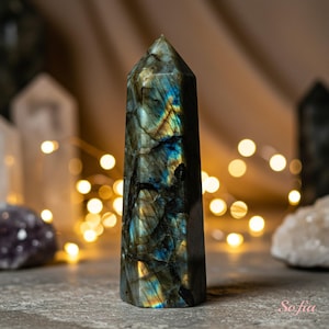 Labradorite Stone Tower - Labradorite Single Point Crystal Tower Wand - Healing Crystal Chakra Obelisk Home Decoration Mineral Specimen