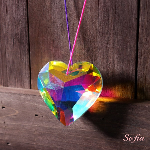 Suncatchers Heart Pendant Color Changing Prism - Crystal Suncatcher Rainbow Maker Light Splitting Prism - Chandelier Ornament Sun Catcher