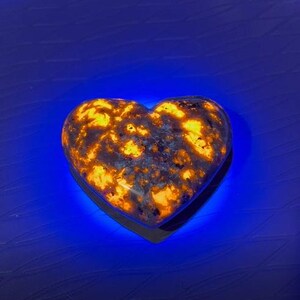 Rough Yooperlite UV Fluorescente Emberlite Incandescente Rocce Di - Foto 6