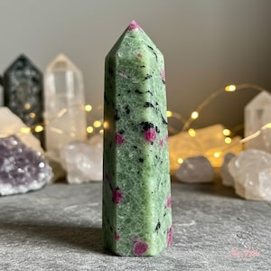 Ruby Zoisite Stone Tower - Natural Green Single Point Crystal Tower Wand - Healing Crystal Chakra Obelisk Home Decoration Mineral Specimen