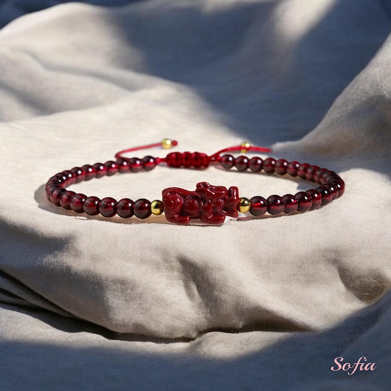 Red garnet bracelet discount