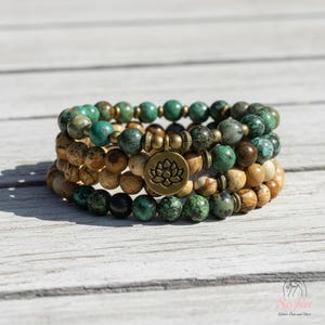 Bracciale in pietra di diaspro naturale - 108 perle Mala da 8 mm con ciondolo a forma di loto in pietra turchese africana, regalo per lei, regalo per lui