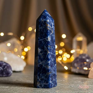 Sodalite Stone Tower - Blue Sodalite Single Point Crystal Tower Wand - Healing Crystal Chakra Obelisk Home Decoration Mineral Specimen