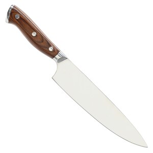 Puede incluir: Un cuchillo de chef plateado con mango de madera marr&oacute;n. El cuchillo tiene una hoja afilada y una punta puntiaguda.