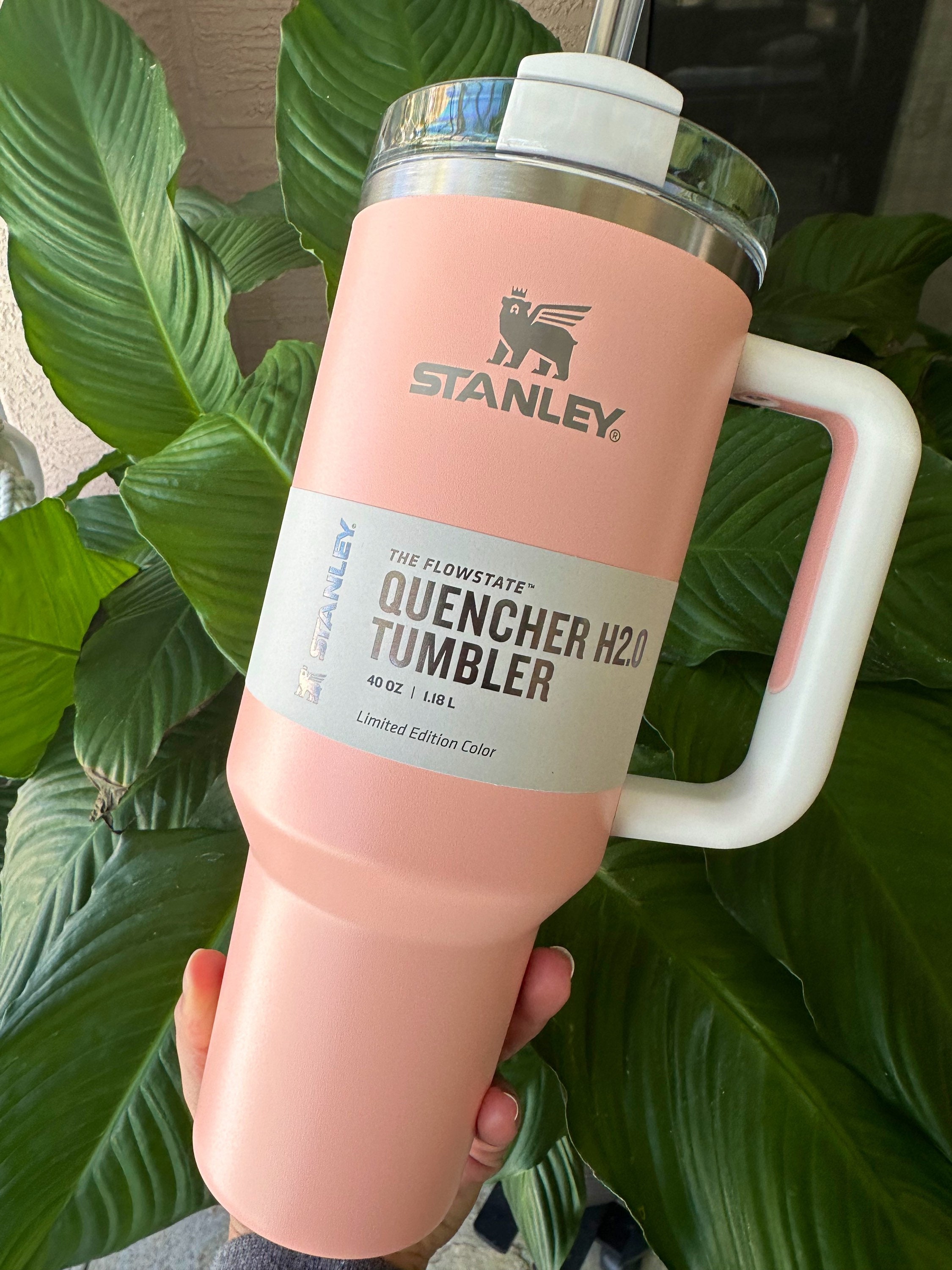 NWT Stanley 40 oz. Quencher FlowState Tumbler Camelia Hot Pink