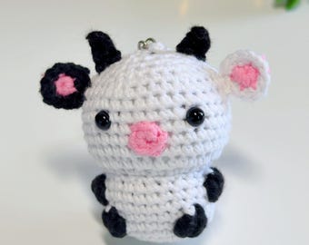 Crochet Cow Keychain, Cute Amigurumi Cow Bag Charm, Handmade Mini Cow Toy, Black and White Kawaii Animal Keyring, Gift for Animal Love