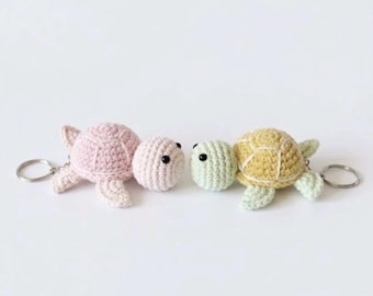 Crochet Sea Turtle Amigurumi, Handmade Bag Charm, Ocean Animal Gift Cotton Yarn Keyring, Backpack Charm, Beach Lover Gift, Marine Life Decor