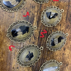 Real Butterfly Wing Pendant Necklace|Oddities & Curiosities|Butterflies|Insect|Odd Jewelry|Framed Insects|Vintage|Bronze|Jewelry|Necklace