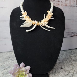 Vintage Hawiian Sea Shell Necklace