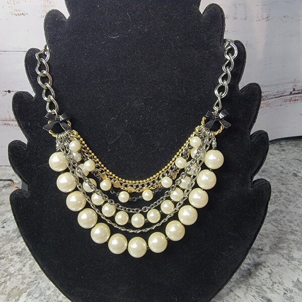 Betsey Johnson Vintage Necklace