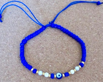 Evil Eye Bracelet,  Charm Bracelets, Friendship Bracelets, Tiny Beads,  String,  Protection Talisman, Jewelry, Gift for Mens Womens