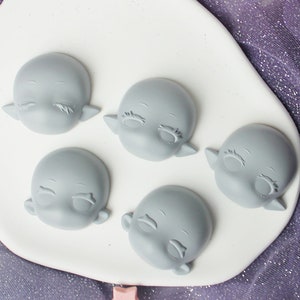 Moule visage oreilles d&#39;elfe, Moule visage en argile ultra-léger, Moule visage en résine, Moule visage rond, Moule visage version Q, Moule visage fait main, Cadeau fait main