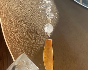 Łapacz słońca z opalu z kamienia księżycowego