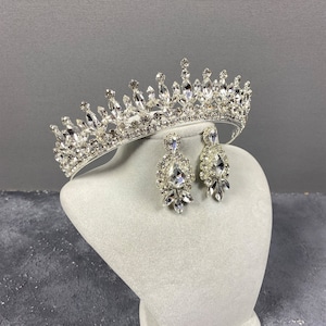 Bridal Crystal Tiara, Wedding Tiara, Bridal Jewelry Set, Wedding Jewelry Set, Prom Tiara, Bridal Crown, Crystal Crown, Bridesmaid Tiara