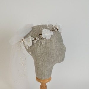 Floral Wedding Tiara, Bridal Leaf Crown, Wicker Wedding Crown, Floral Bridal Tiara, Floral & Ribbon Wedding Tiara, Wedding Accessory
