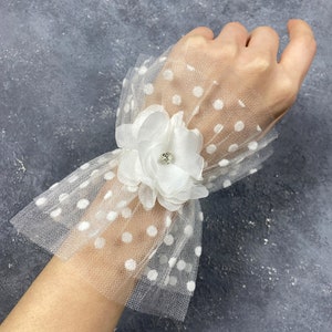 Wedding Gloves, Bridal Tulle Sleeves, Evening Gloves, Tulle Gloves, White & Black Gloves, Sheer Bridal Gloves, Fingerless Wedding Gloves