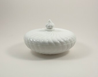 Fostoria Colony Milk Glass Candy Box & Lid