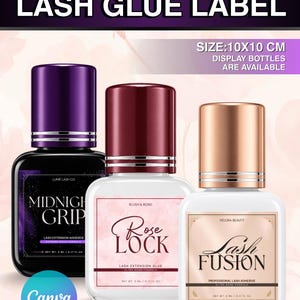 Pode incluir: Três frascos retangulares de cola para extensão de cílios com tampa. O frasco esquerdo é preto com tampa roxa e rótulo Midnight Grip. O central é branco com tampa bordô e rótulo Rose Lock. O direito é branco com tampa dourada e rótulo Lash Fusion. Texto inclui tamanho 10x10 cm e 5 ml/0.17 fl oz.