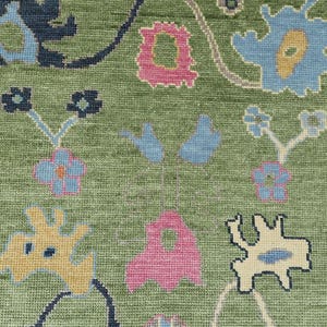 Hand Knotted Oushak Rug: Green Antique Style, Contemporary Design