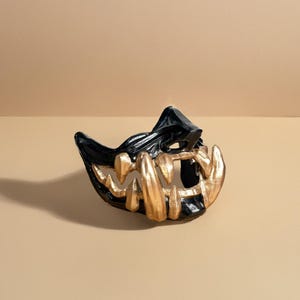 Samurai Demon Oni Mask - Mythology Masquerade -  Black mask with gold teeth - Oni Demons - Japanese art - Party, Cosplay, events mask