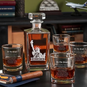 Statue of Liberty We The People Decanter With Glass,   Whiskey Decanter, Whiskey Glass, American Whiskey Decanter