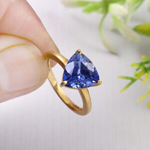 Flawless Blue Sapphire Ring Ceylon Blue Sapphire Trilliant Gemstone Ring September Birthstone Ring Silver Ring Wedding Ring Christmas Gifts