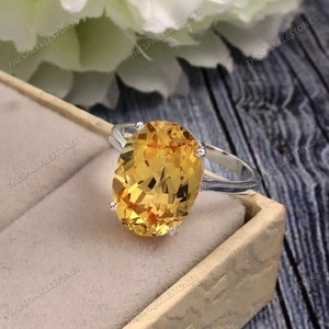 Ceylon Yellow Sapphire Ring Natural Sapphire Ring Oval Gemstone Ring, Gift For Her Statement Ring Wedding Ring 10x14 MM Christmas Jewelry