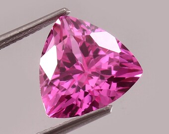 7.95カラット AAAピンクサファイア トリリオンカット 宝石