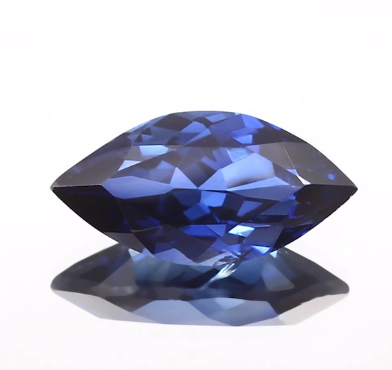 Saphir Bleu Naturel De Ceylan – 4,15 Carats – Taille Poire – Qualité AAA – Certifié AGSL
