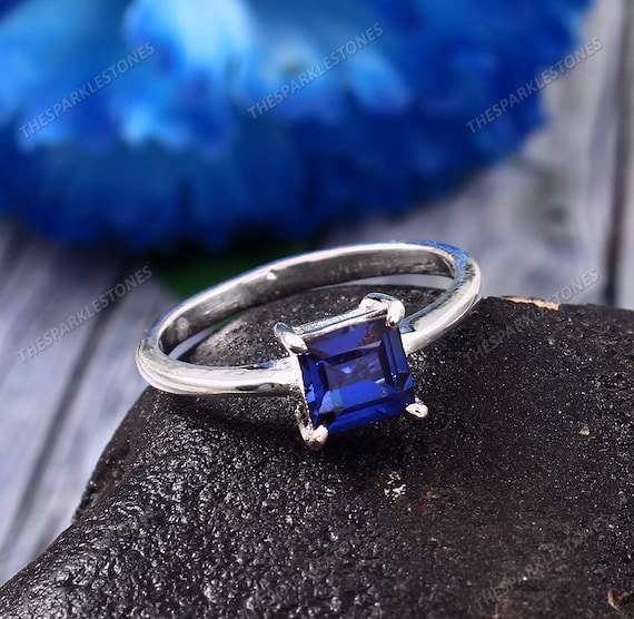 Anello nuziale con zaffiro rosa taglio principessa, anello
