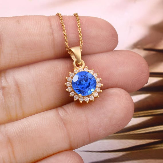 コーンフラワーブルーサファイアペンダント：セイロン産宝石