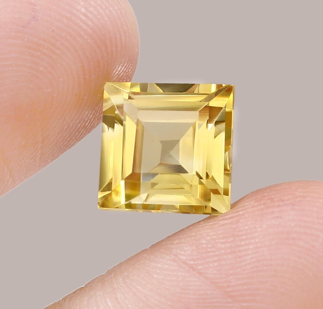 AAA Ceylon Yellow Sapphire: 10mm Princess Cut Gemstone, 6.65 Carat - Etsy
