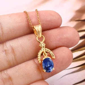 Ceylon Blue Sapphire Pendant Sapphire Necklace September Birthstone Oval Gemstone Pendant Dainty Pendant Christmas Jewelry Silver Pendant