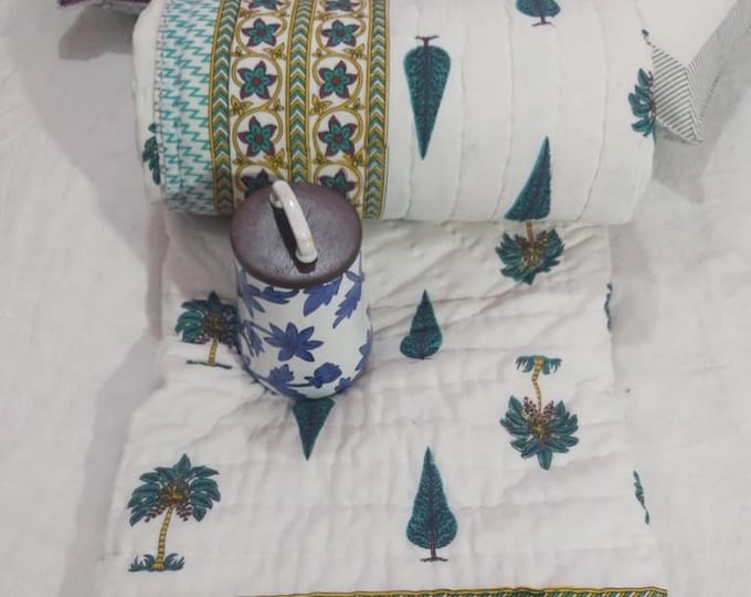 hand block printed F. book printed cotton razai  natural camfortable prints .king size quits