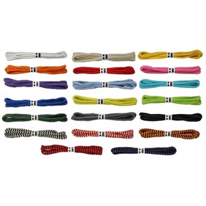 Puede incluir: Surtido de 18 cordones de zapatos en varios colores y patrones, incluyendo colores sólidos como blanco, naranja, rojo, morado, azul, verde, amarillo, gris y negro, así como cordones estampados con rayas negras y blancas, rojas y blancas, y naranjas y negras.