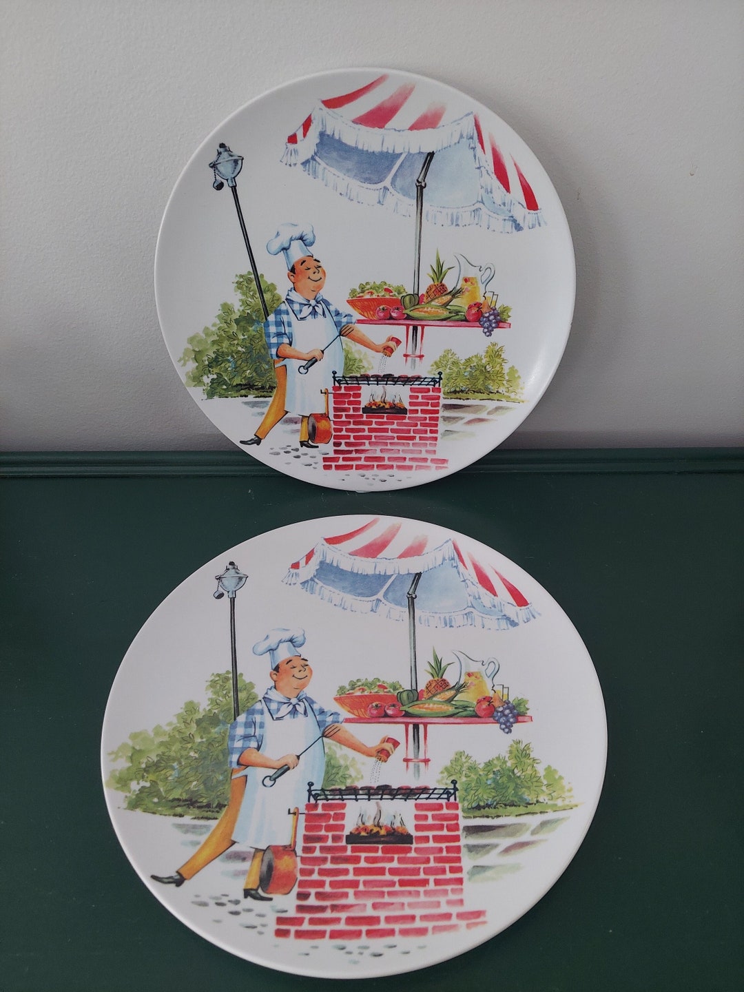 Pair Vintage Melamine BBQ, Picnic Plates. Two Retro Hollywood by Tamco ...