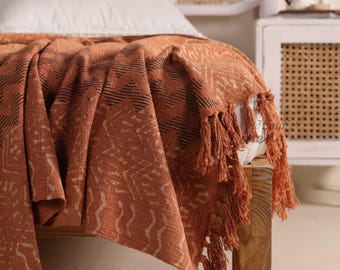 Manta de algodón terracota tejida a mano / Manta geométrica bohemia con borlas / Decoración rústica para el hogar