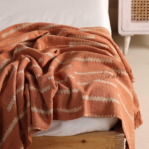 Handgewebte Terrakotta Decke | Boho Baumwollwurf mit Quasten | Rustikales Heim Dekor Textil