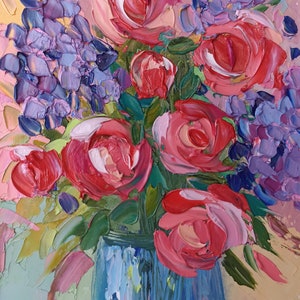 Impasto textura rosas flores bodegón floral bodegón optimista original pintura al óleo hecha a mano sobre cartón 5 x 7 en rojo lila azul