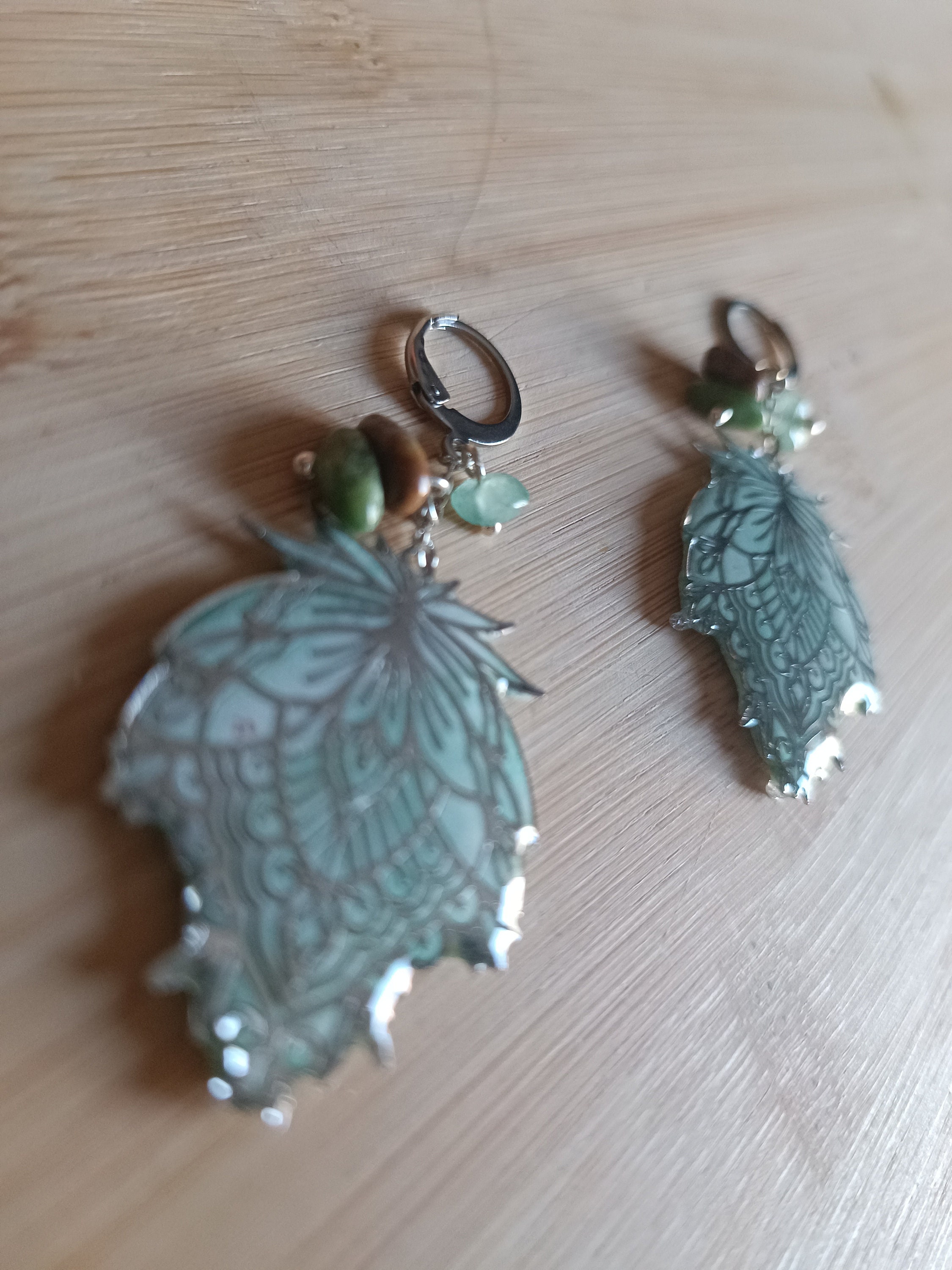 Boucles D'oreilles En Chrysoprase Verte - Boules En Grappe - Neuf Sans Emballage