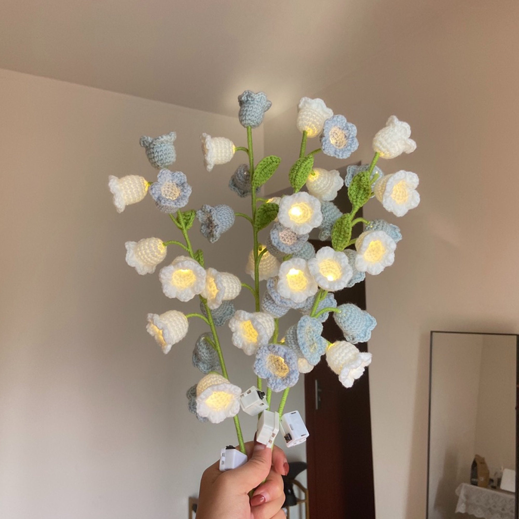 Valentinstag Geschenk, gehäkelte Blumenstrauß, weiße Lilie
