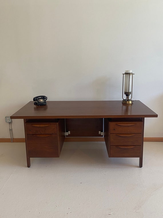 Mcm 2024 office furniture