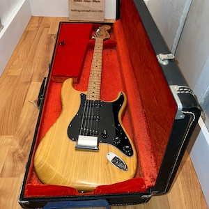 1977 Fender Stratocaster  Electric Guitar Natural Hardtail