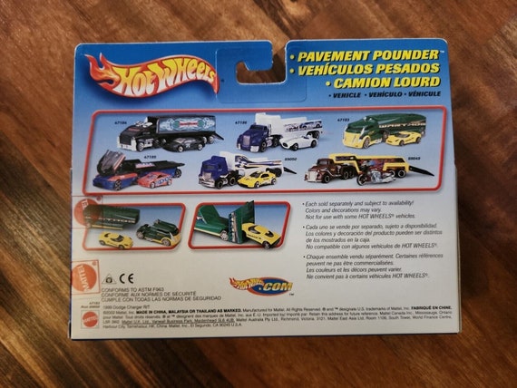 2001 Hotwheels Haulers Camp Hot Wheels