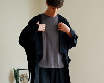 Schwarze übergroße Haori-Kimono-Robe - Unisex-Leinenmischungs-Strickjacke, leichte Sommerschicht im östlichen Stil